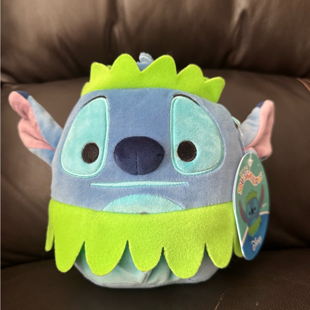 Stitch Hula Squishmallow